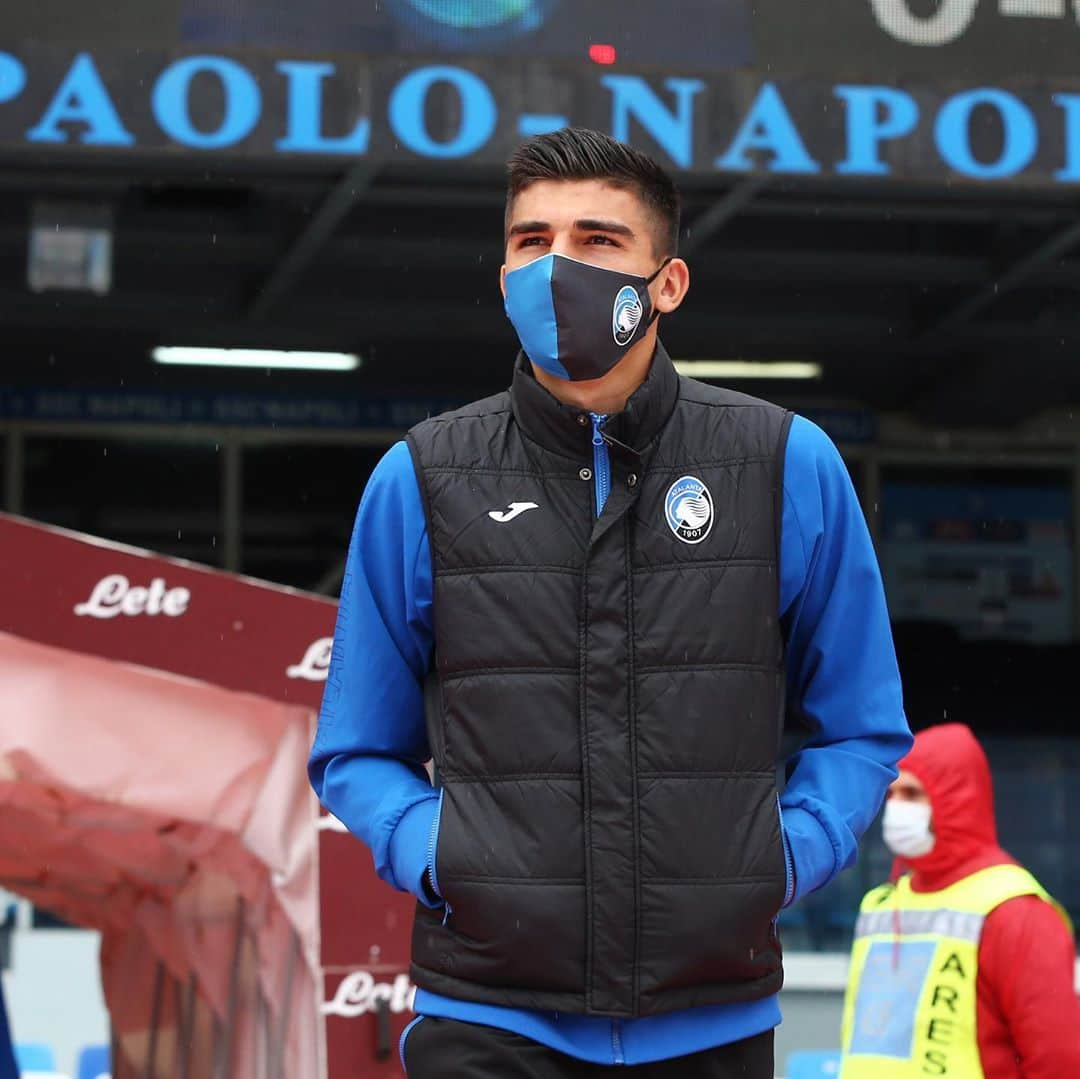 アタランタBCさんのインスタグラム写真 - (アタランタBCInstagram)「Nerazzurri al San Paolo! 👋 We’ve arrived at the San Paolo! ⚫️🔵 ⠀ #NapoliAtalanta #GoAtalantaGo #Atalanta #BergAMO #ForzaAtalanta #football #SerieATIM」10月17日 20時50分 - atalantabc