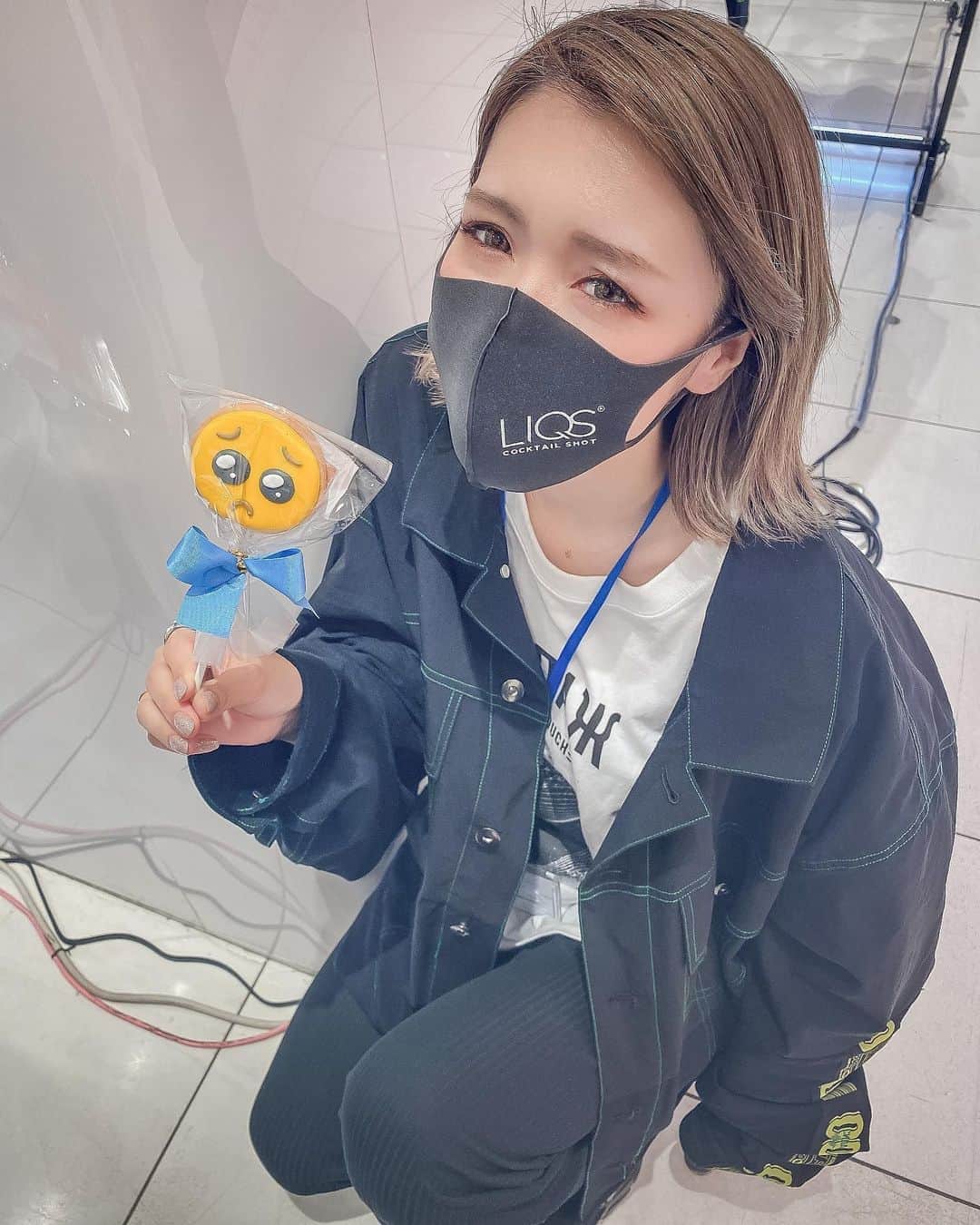 DJ CHI☆MEROのインスタグラム：「🥺 . #ぴえんクッキー ご近所のPOPUPで売ってた🥺 こちらで800円とは中々ぴえんやな🥺 . 10日間の名古屋生活も明日で終わり🥺 楽しかった🥺 . . . #名古屋#名古屋グルメ#PARCO#パルコ」