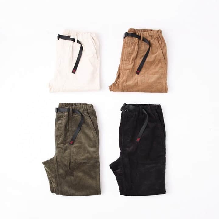 のインスタグラム：「【MEN’S ITEM】  -GRAMICCIとタッグを組んで仕上げた限定スペシャルモデル-  毎年定番人気のグラミチ別注モデルに、秋冬も快適に着用できるコーデュロイ素材が登場。 程よくゆとりのある綺麗なテーパードシルエットは、トップスを選ばないデザイン。  GRAMICCI × FREAK'S STORE 商品名：別注コーデュロイファティーグパンツ 問い合わせ番号：14113600770 価格：¥13,500(+tax)  ▶︎画像をタップして商品情報をチェック！  #freaksstore#フリークスストア #freaksstore20fw」