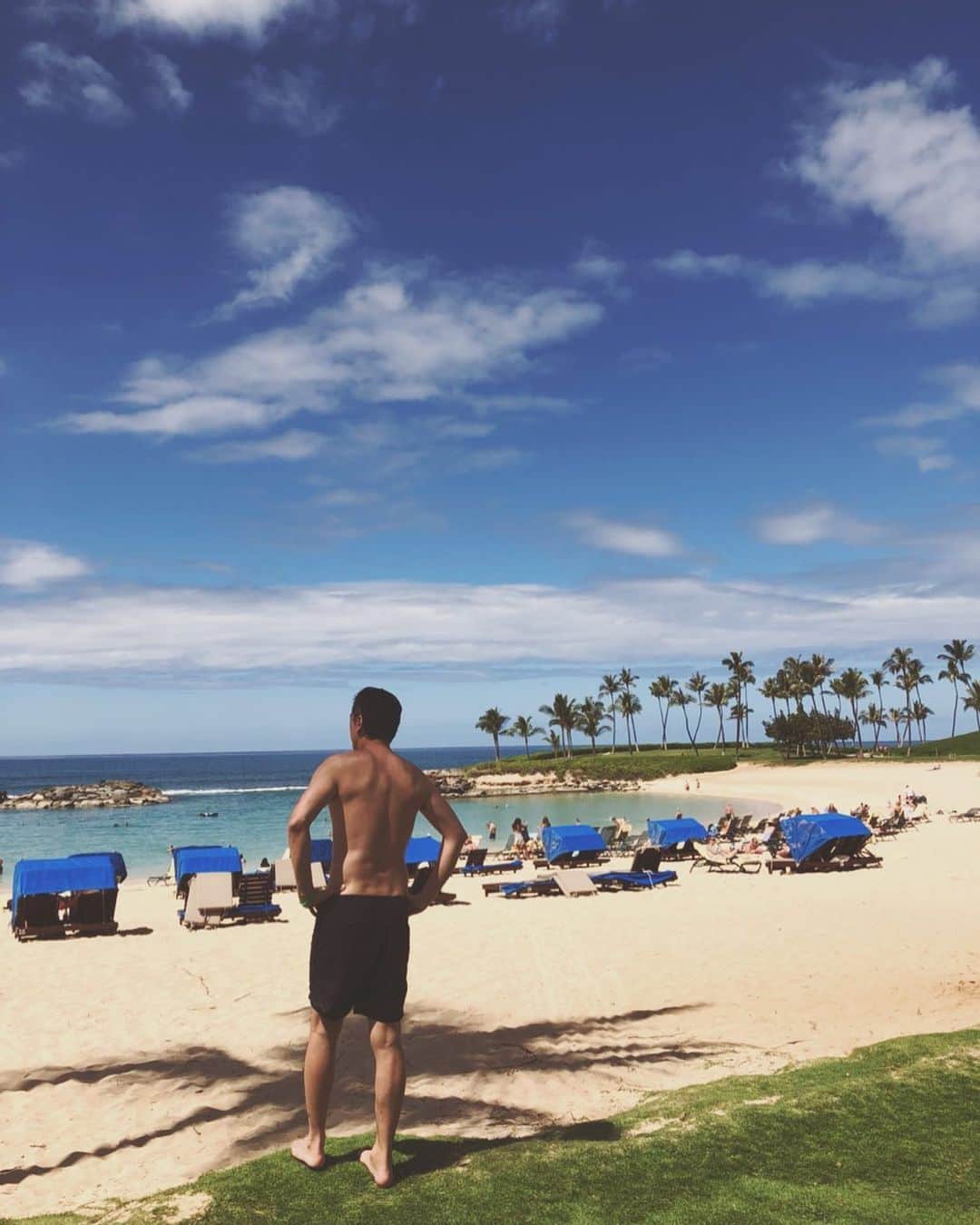 加藤章太郎さんのインスタグラム写真 - (加藤章太郎Instagram)「Hawaii  いつになったら行けるのだろう⁉︎ 普通に行けてた頃が懐かしい！ 去年の写真を見ながら妄想中 #throwback #trip #oafu #hawaii」10月17日 21時02分 - __shotaro__