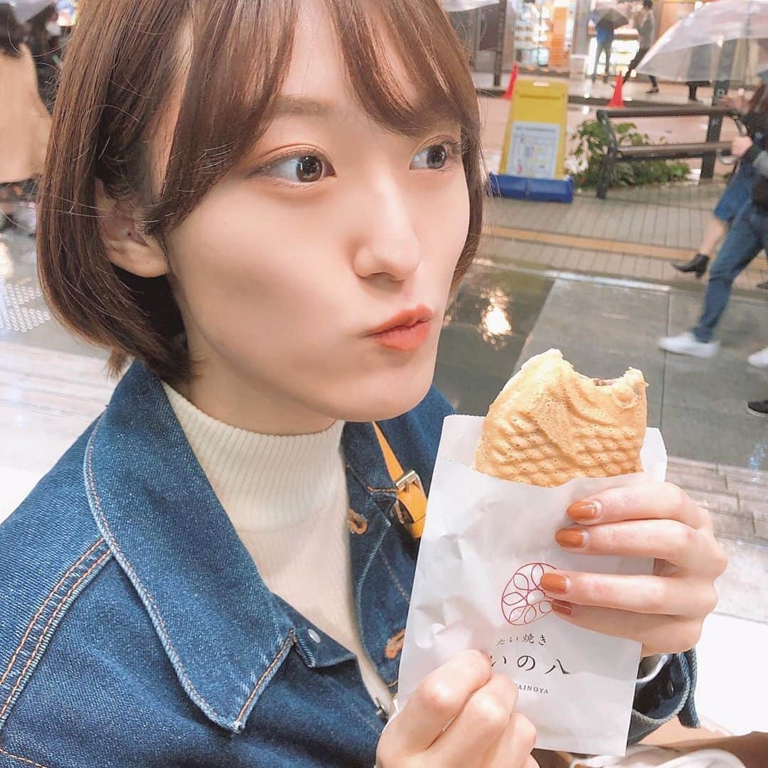 山口柚香さんのインスタグラム写真 - (山口柚香Instagram)「たい焼き〜❤︎ めっちゃ久しぶりに食べました！ ちょっと風邪ひいて熱っぽいので今日は早めに寝ます〜😢 体力がなくなったのか最近体調崩れやすくなって、本格的に運動とかヨガとかせねば、、、と思ってるところです！ みなさんも気をつけて🥺 . web投票期間は今日合わせてあと21日、、、 悔いのないよう精一杯頑張るので、プロフィールのURLから投票のほどよろしくお願いします！！！」10月17日 21時33分 - mizucon2020_no1