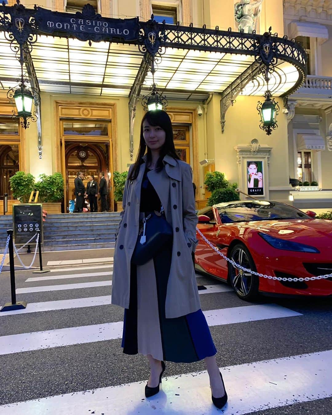 友永真也さんのインスタグラム写真 - (友永真也Instagram)「南仏ニースのホテルにて  1枚目はバッチリ決めて撮影👌  2枚目はゆる〜く😁（生き別れた兄妹のように似てる）  モナコ🇲🇨のカジノ前にて3.4枚目を撮影📸」10月17日 21時34分 - tomonaga_shinya