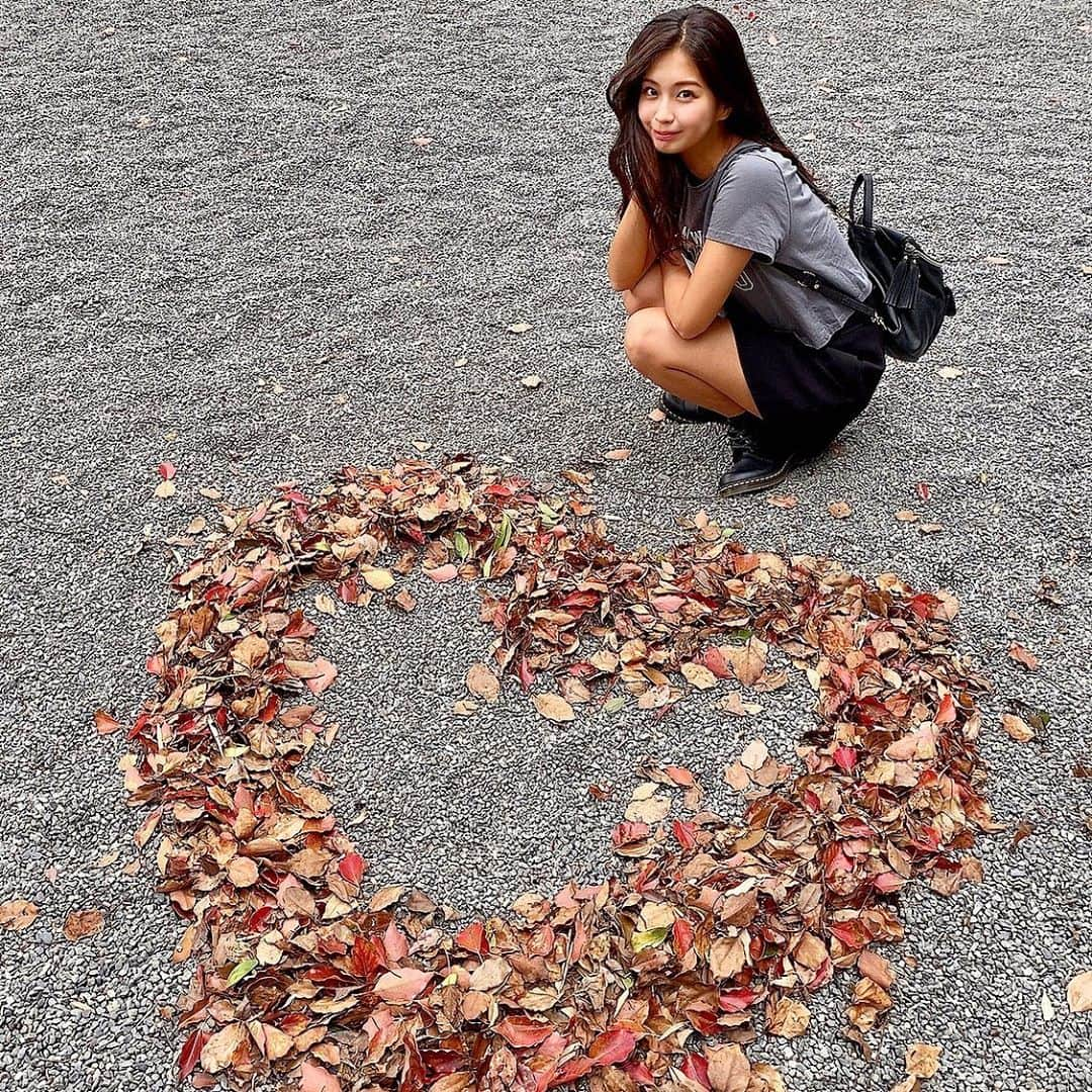 米山珠央さんのインスタグラム写真 - (米山珠央Instagram)「. ハート見つけました♡🍂 . . . #静岡 #熱海 #来宮神社 #インスタ映え」10月17日 22時03分 - tamao_17no1