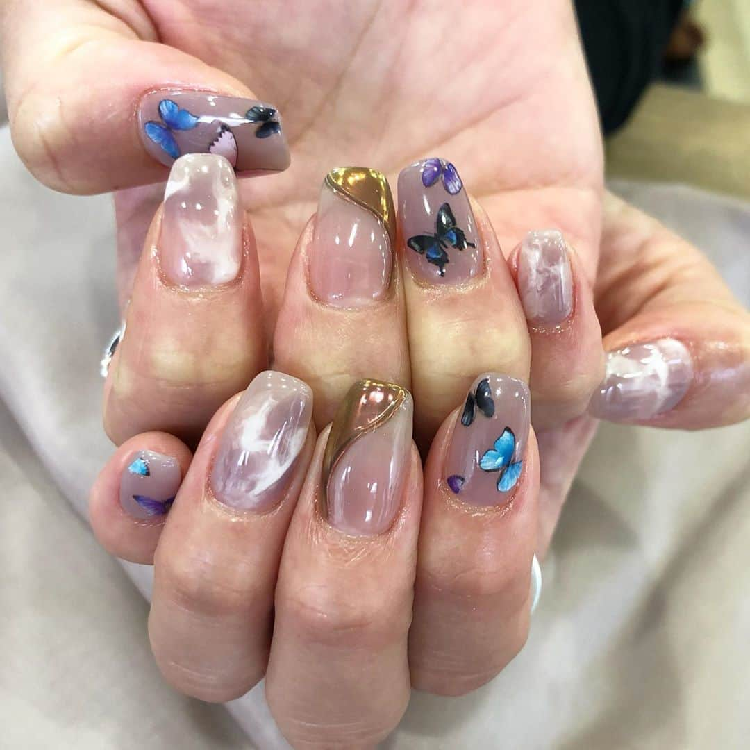 inthinkさんのインスタグラム写真 - (inthinkInstagram)「好きなアーティストのモチーフです🦋  . . #inthink #inthinknail #ssinthink #ネイル #ネイルアート #個性派ネイル #ジェルネイル #nail #nails #gelnail #gelnails #凝膠指甲 #指甲設計 #美甲推薦 #光療美甲 #手繪指甲 #東區 #snowman #kissinmylips」10月17日 22時31分 - inthink