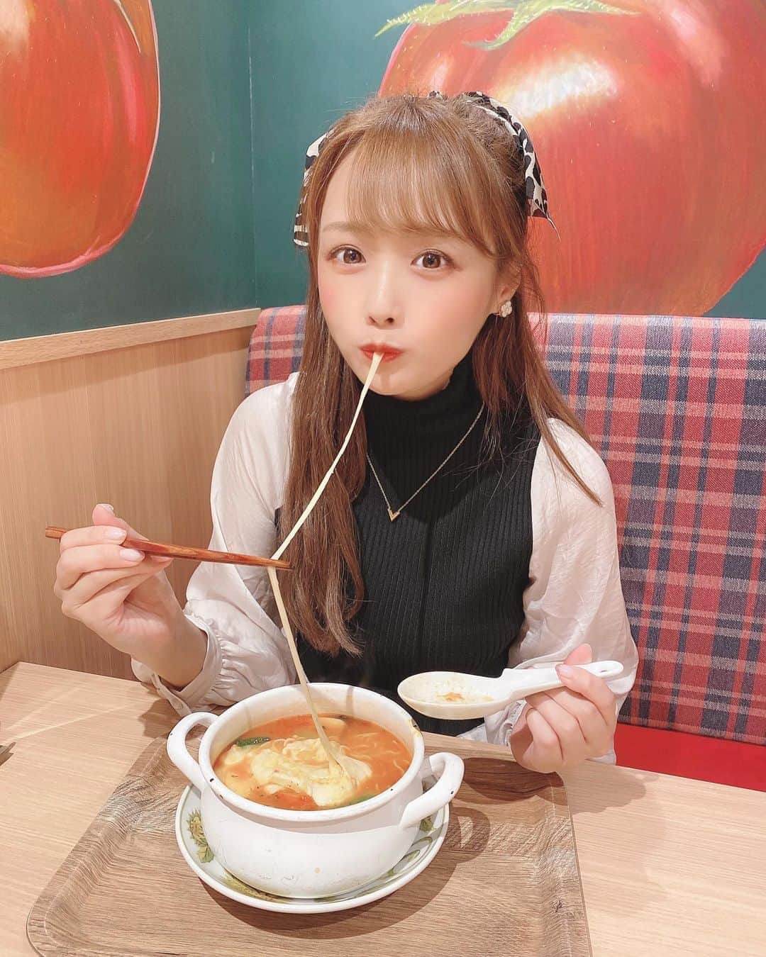 計良日向子（ひなひ）のグルメインスタ