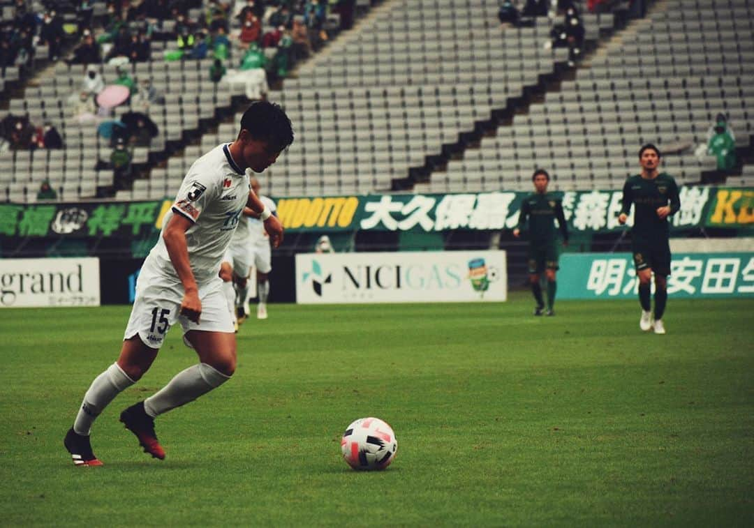 栃木SCさんのインスタグラム写真 - (栃木SCInstagram)「. 【GAME PHOTO】 . ▽AWAY GAME  10/17 vs 東京ヴェルディ . ▽SCORE 東京V 0-0 栃木 . ▽STARTING LINEUP GK 50 #オビパウエルオビンナ DF 23 #柳育崇 DF 30 #田代雅也 DF 33 #黒﨑隼人 MF 15 #溝渕雄志 MF 13 #禹相皓 MF 14 #西谷優希 MF 18 #森俊貴 FW 19 #大島康樹 FW 16 #榊翔太 FW 8 #明本考浩 . ▽SUBMEMBER GK 1 #川田修平 DF 40 #井出敬大 DF 6 #瀬川和樹 MF 17 #山本廉 MF 21 #大﨑淳矢 MF 5 #岩間雄大 FW 29 #矢野貴章 . 次節は10/21にホームでFC琉球戦です！ 引き続き共に戦いましょう！ KEEP MOVING FORWARD . #栃木SC #全員戦力 #jleague #Jリーグ #サッカー .」10月17日 22時50分 - tochigisc_official