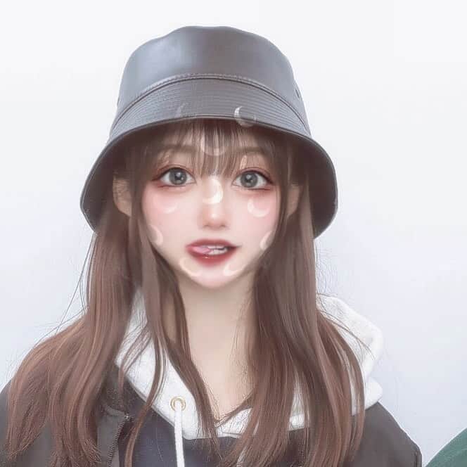 ぽぎさんのインスタグラム写真 ぽぎinstagram ぴーすぴーす オルチャン セルカ 自撮り Tiktok Youtube ちゃんねるぽぎ 떡볶이 좋아요 팔로우 팔로우환영 팔로미 데일리룩 패피 패션스타그램 뷰티스타그램 메이크 화장 데일리메이크업 메이크업스타그램