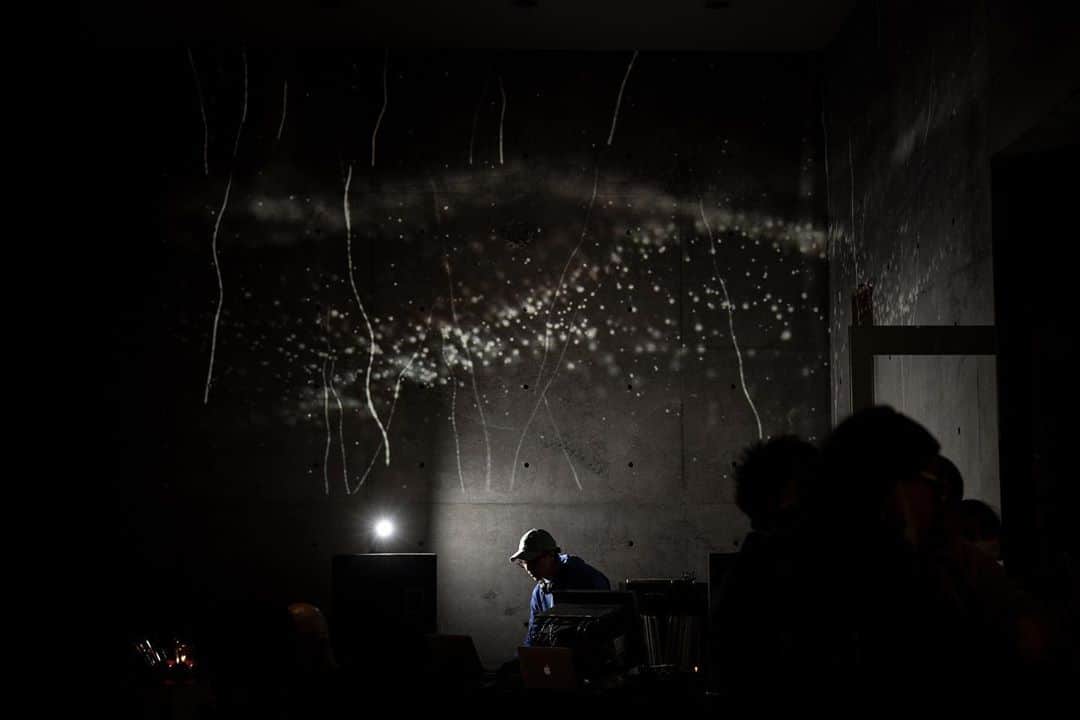 Shinsuke Inoueのインスタグラム：「After party. @oowets___wasaburou.w and the inside of Ando’s architecture @setouchi_aonagi in Ehime Japan.  #tadaoando #tadaoandoarchitecture #architecture#setouchiaonagi #aonagi #matsuyama #ehime #japan #瀬戸内リトリート青凪 #青凪 #松山市 #愛媛県 #瀬戸内 #瀬戸内海 #安藤忠雄 #安藤忠雄建築」