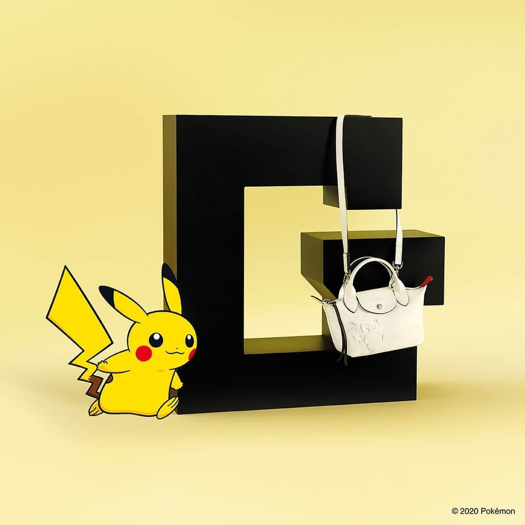 Longchampのインスタグラム：「The Mini Le Pliage Cuir just got cuter (if you can even imagine that) with the addition of our favorite, electrifying Pokémon: Pikachu.  #LongchampXPokemon  #LongchampLePliage #Longchamp  #Pokemon #Pikachu」