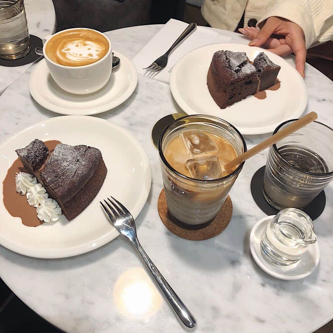 海江田麻貴のグルメインスタ