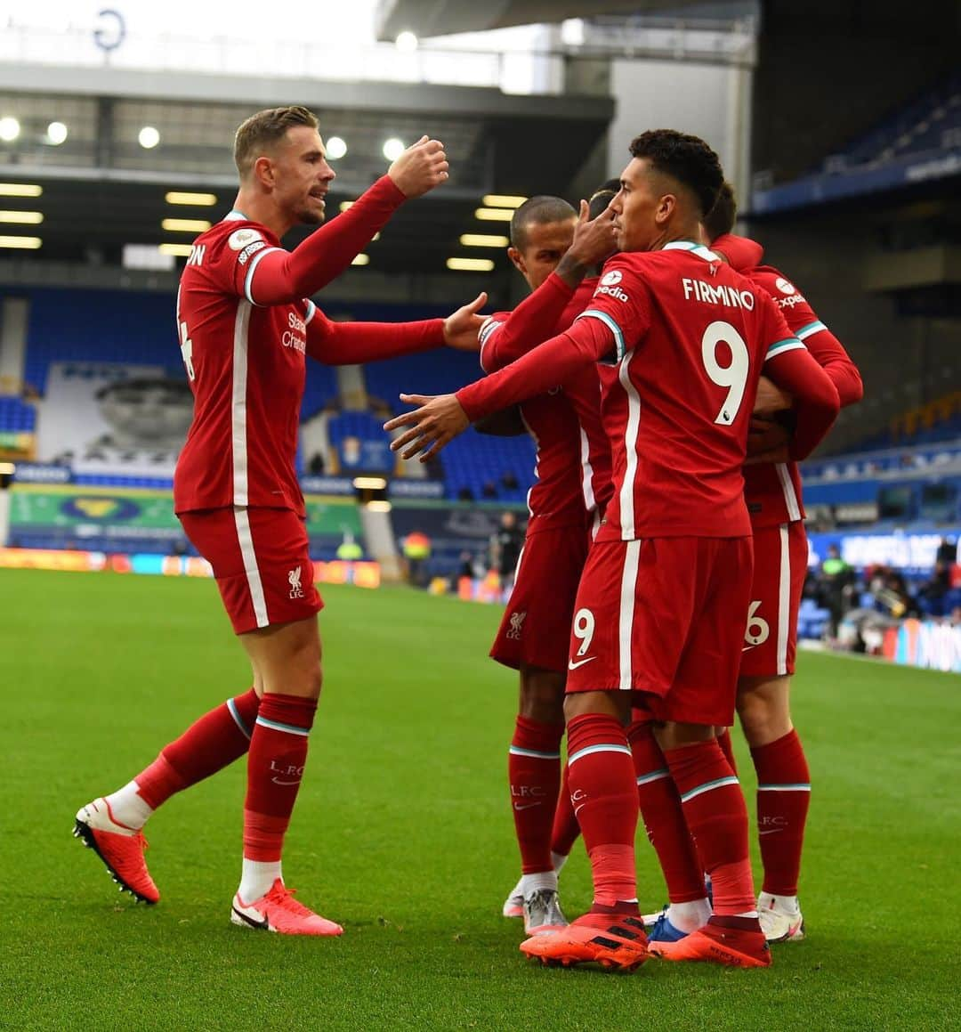 ジョーダン・ヘンダーソンさんのインスタグラム写真 - (ジョーダン・ヘンダーソンInstagram)「Hard to find the words right now... will leave others to explain it 🤷‍♂️ Great performance from the lads!! #YNWA」10月18日 0時13分 - jhenderson