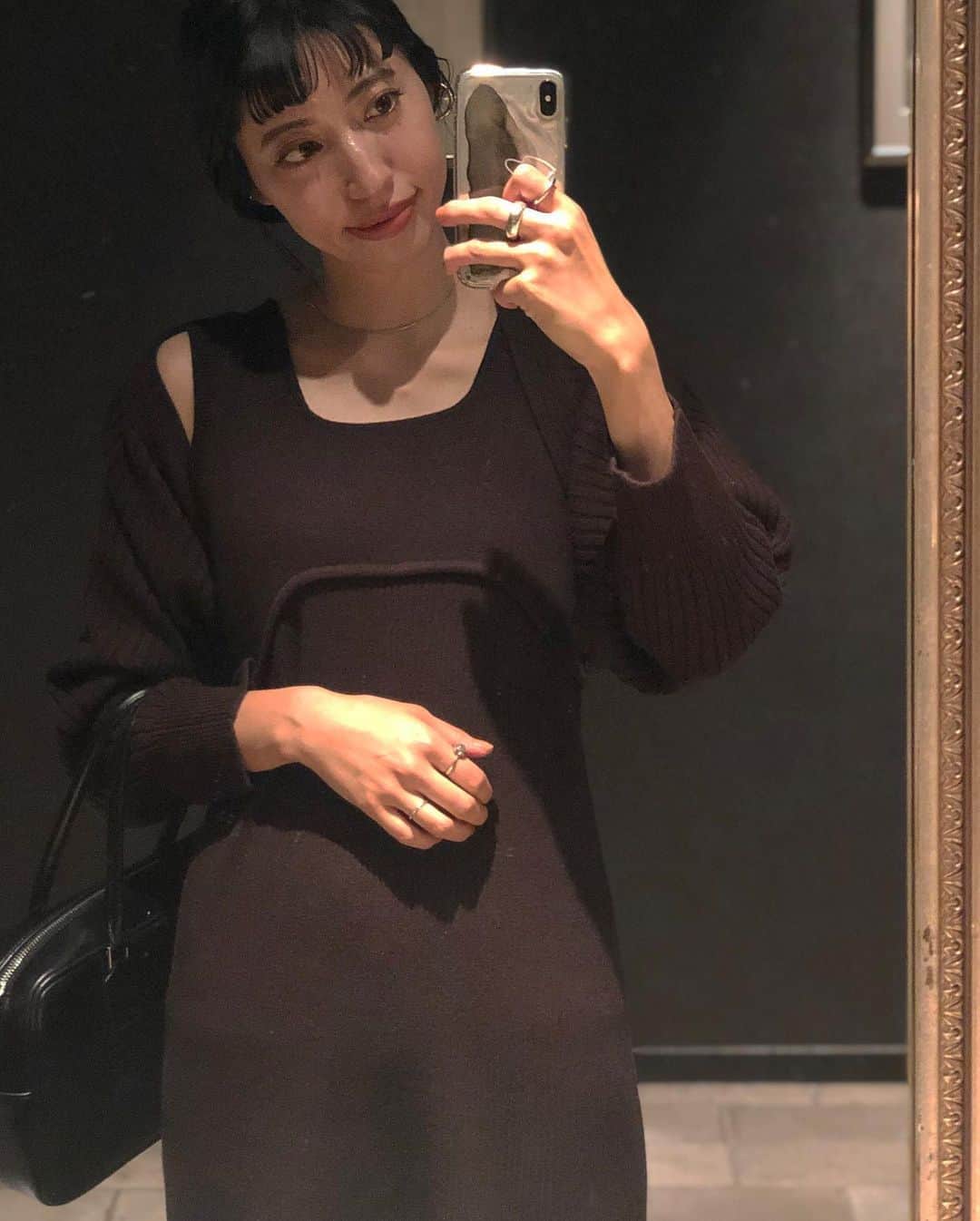 のインスタグラム：「今日は記念日date🥂 . デート前に @slim_beauty_house さんで骨盤ダイエットbeauty体験してきました🧖🏻‍♀️ 骨盤を中心にケアして頂けるコースで 産後の身体にぴったり、、🥺🙏 終わったら体脂肪率もお尻周りも サイズダウンしてて感激でした✨拝 プロの施術ってやっぱり凄いと再認識🙏🏻🤍 . . #slimbeautyhouse」