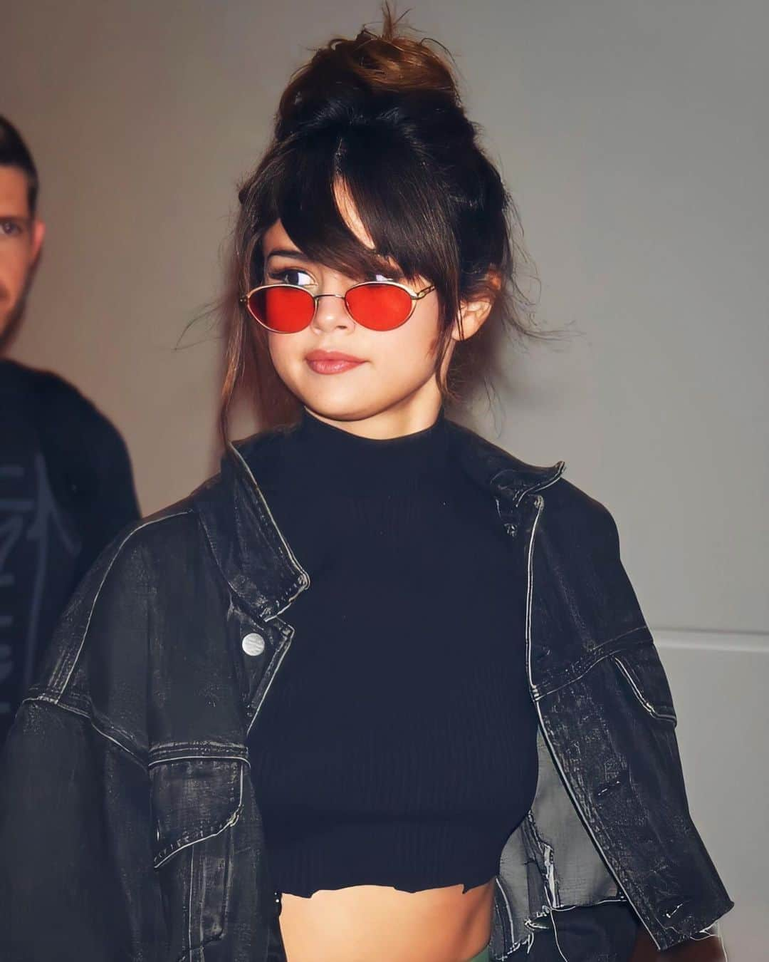 Always With Selenaさんのインスタグラム写真 - (Always With SelenaInstagram)「I love this outfit, her hairstyle, her makeup... I love everything from this look」10月18日 0時33分 - amazingsgomez