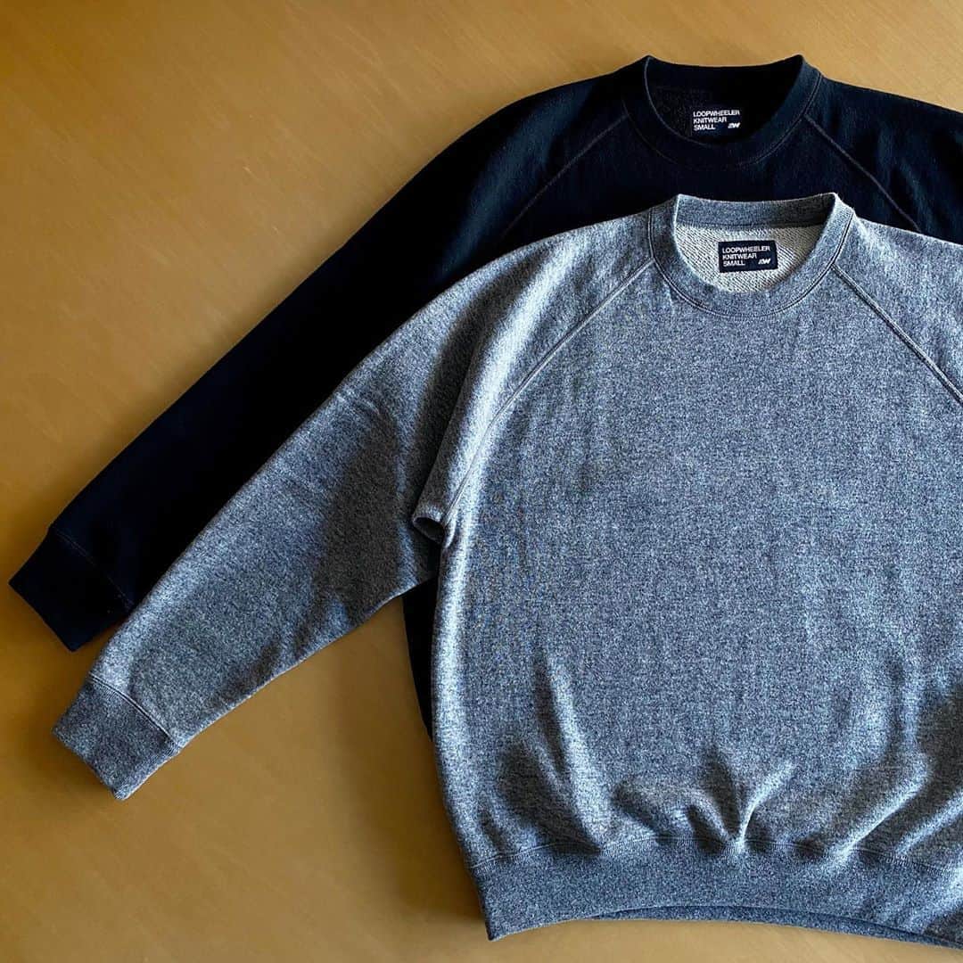 のインスタグラム：「．  【 受注会にてオーダーを頂いたお客様へご案内です。 】  WOOLWHEELER LIGHT ちょいBigスウェットが入荷致しました。  (品番 LW313 WN light Sbig)  オーダー頂いた皆様大変お待たせ致しました。 お迎えのほど、宜しくお願い致します。  <LW福岡店の営業について>  平日は12:00〜19:30、土日祝は11:00〜19:30の営業となります。 尚、火曜日は定休日です。 . スタッフはオープン前に検温、健康状態のチェックを行い、マスク着用にて接客の間合をとってご対応させていただきます。 また、次亜塩素酸空間除菌脱臭機を設置して消毒等十分店内環境を整えられるよう努めております。 . ご来店頂くお客様へのお願いと致しましては、マスクの着用をお願い申し上げます。 . スタッフよりアルコール消毒をさせていただきますのでご理解・ご協力のほど宜しくお願い致します。  #loopwheeler #loopwheelerfukuoka #ループウィラー #ループウィラー福岡 #吊り編み#スウェット#tsuriami #madeinjapan#sweatshirt #日本製#福岡#薬院#定番」