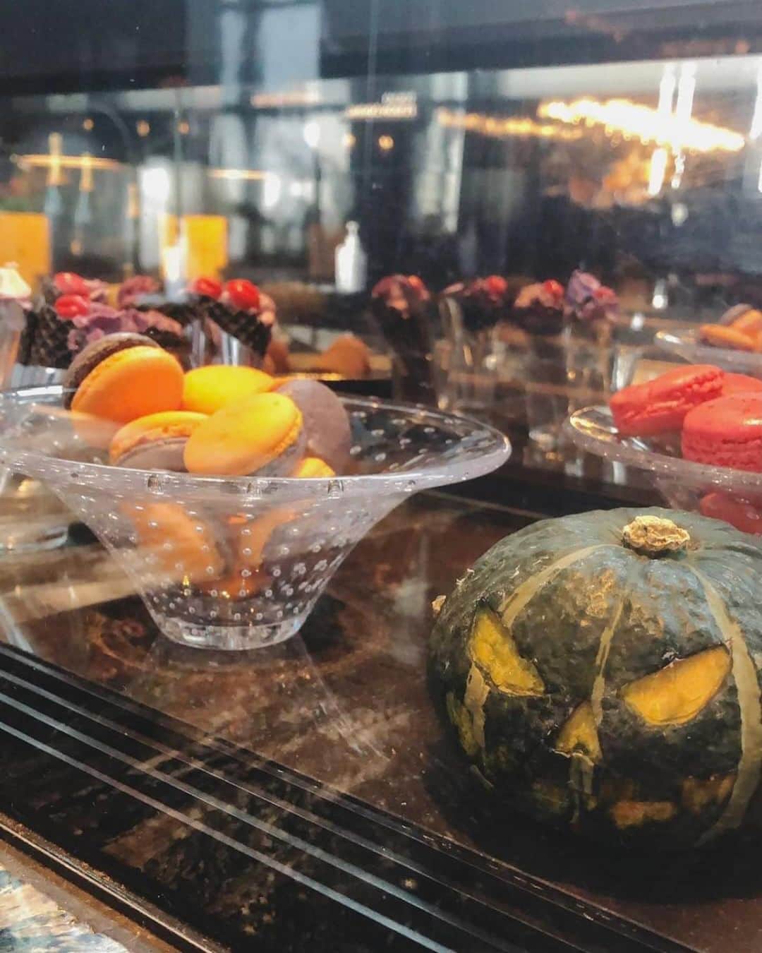 Table 9 TOKYO のグルメインスタ