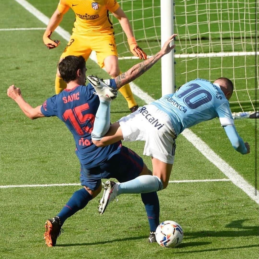 ステファン・サヴィッチさんのインスタグラム写真 - (ステファン・サヴィッチInstagram)「Victoria importante!! +3 💪🏻 @atleticodemadrid #aúpaatleti #laliga」10月18日 2時32分 - savkee15