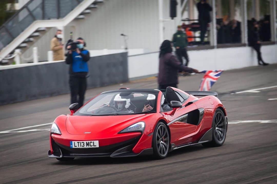 McLaren Automotiveさんのインスタグラム写真 - (McLaren AutomotiveInstagram)「It’s the end of day 3 at Goodwood Speedweek! The McLaren 600LT is all about providing pure driving exhilaration. From top-exit exhausts to race-car bodywork the boundaries were pushed to set a new benchmark in excitement.」10月18日 3時04分 - mclarenauto