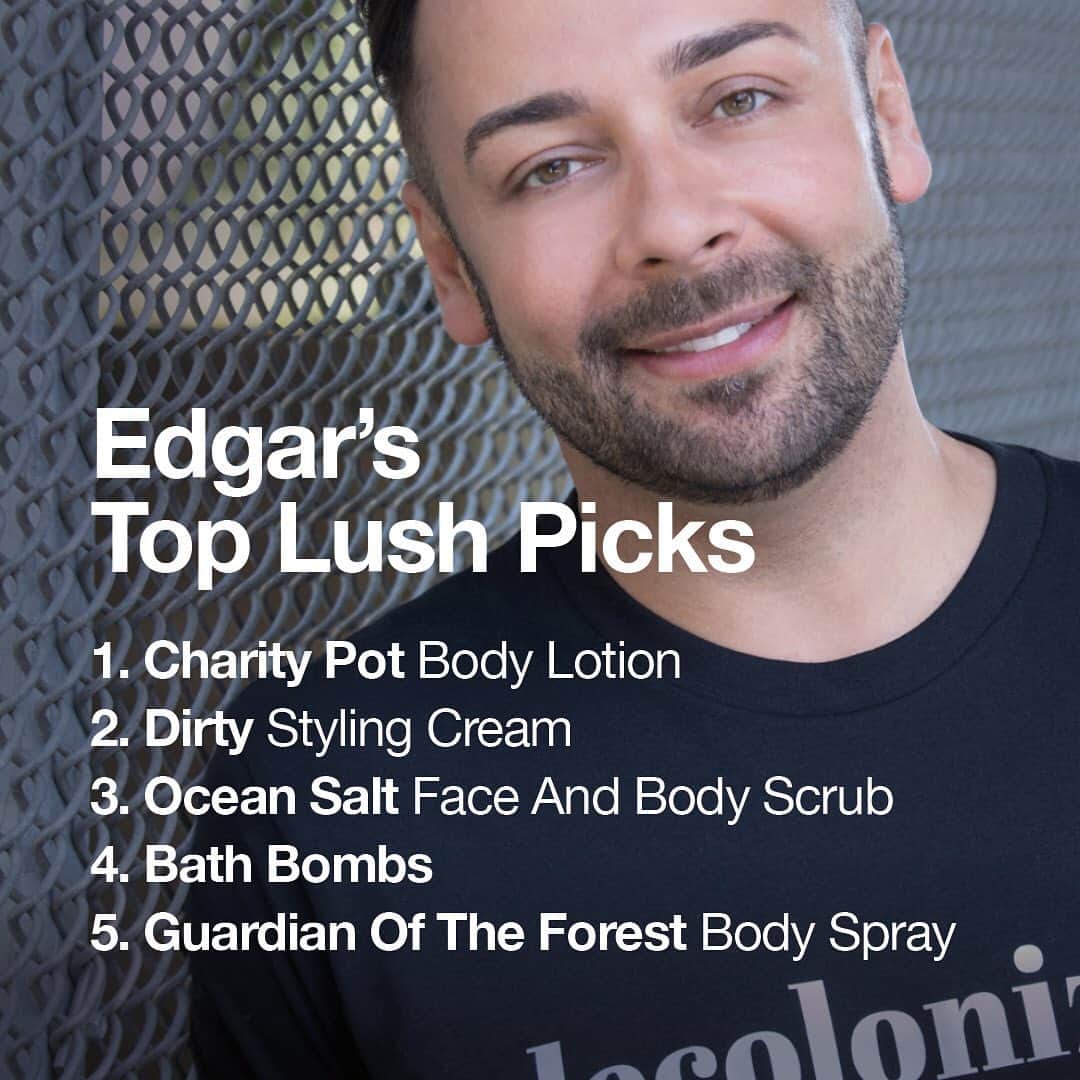 LUSH Cosmeticsさんのインスタグラム写真 - (LUSH CosmeticsInstagram)「🌟 Edgar Villanueva's Favorite Lush Products 🌟  Author of Decolonizing Wealth (@decolonizingwealth), Edgar Villanueva has shared his favorite Lush products to stay relaxed, hydrated and calm as the months get cooler. Tap to shop @villanuevaedgar’s picks and be sure to head to his latest post, there might be a surprise waiting for you 😉  Join Edgar on Sunday at 2pm PT / 5pm ET for an online screening & panel discussion of ‘The Condor and the Eagle’, a documentary film by Sophie and Clément Guerra that follows four Indigenous leaders as they embark on an extraordinary transcontinental adventure to unite the peoples of North and South America and deepen the meaning of climate justice. Click the link in bio to learn more and register for this special event.  1. #CharityPotBodyLotion "I can support incredible organizations AND keep my skin from getting super dry in the harsh NYC winters? I’m in."   🚨 Note from Lush: Discover our brand new packaging-free Charity Pot coins, each stamped with a symbol of one of the causes that this charitable lotion supports. Check out our stories for more info.  2. #DirtyStylingCream "Before Covid, I was flying several days a month and now, I'm speaking at virtual conferences almost every day...sometimes a few in one day. I don't have time for touch-ups, so Dirty keeps me looking fresh and clean through it all."    3. #OceanSaltFaceAndBodyScrub "Sometimes self-care comes in small black jars! This stuff revives my spirit and my skin. It’s my go-to after a full day. I scrub off dirt and sometimes negative thoughts, too."    4. #BathBombs "These are like an instant passport to relaxation. I talk a lot about giving them because they make an incredible holiday or birthday gift."    5. #GuardianOfTheForestBodySpray "Maybe it’s because I feel like an anti-racist superhero when I wear it, but I really love this spray. It’s subtle but powerful. I get compliments on it all of the time."    #LushCommunity #CharityPot #LushRoutine #LushLife」10月18日 3時16分 - lushcosmetics