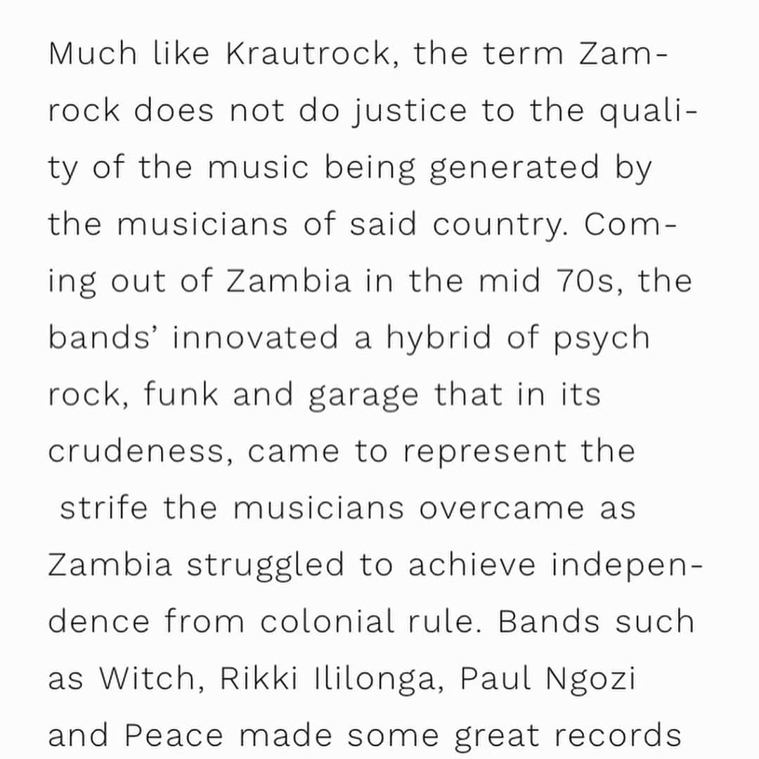 エリザベス・リーサーさんのインスタグラム写真 - (エリザベス・リーサーInstagram)「I haven’t fallen in love with a record in a long, long time. Amanaz, a band from Zambia, made this album Africa in 1975 and it is so so so so good. #zamrock」10月18日 3時33分 - elizabethreaser