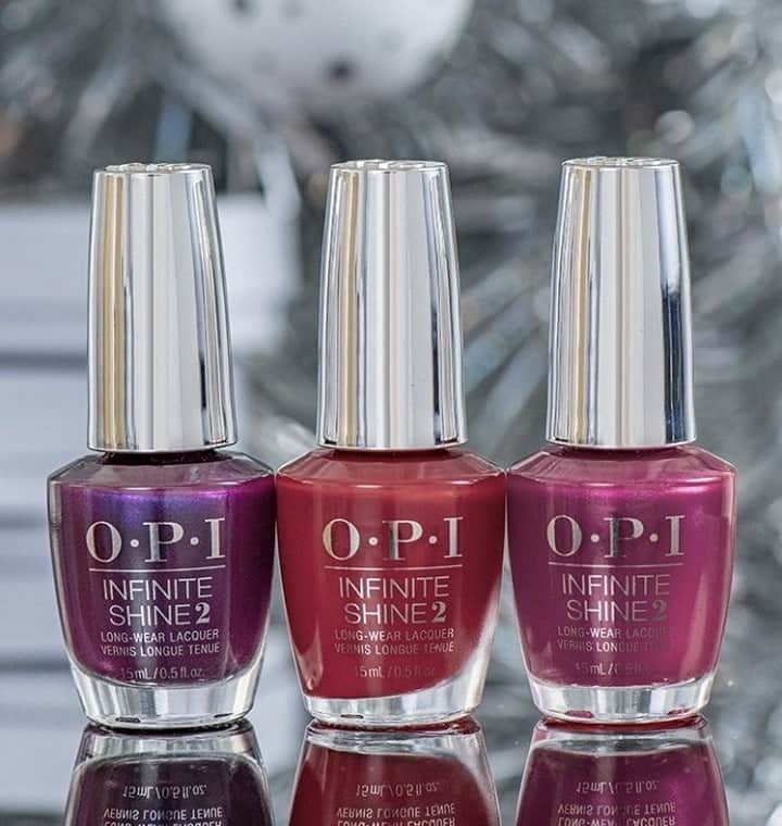 OPIさんのインスタグラム写真 - (OPIInstagram)「#ColorIsTheAnswer to creating magical moments with friends and family this fall. ❤️ Shades: #LetsTakeAnElfie, #RedyfortheHolidays, & #MerryinCranberry   #OPIObsessed #ColorIsTheAnswer #NOTD #NailSwag #NailsOfInstagram #NailsOnFleek #NailPolish #Nails #OPI」10月18日 4時45分 - opi