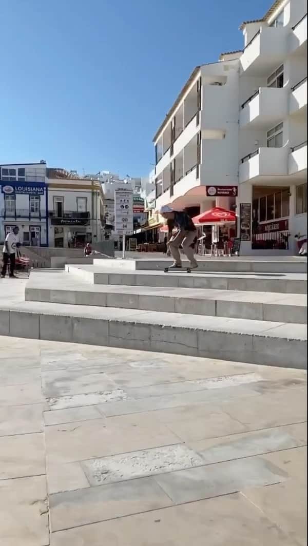 グスタボ・リベイロのインスタグラム：「🤷🏼‍♂️」