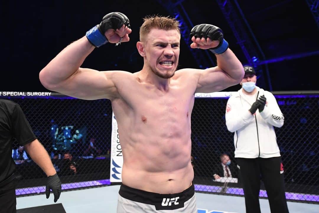 UFCさんのインスタグラム写真 - (UFCInstagram)「"This is my home." 🇷🇺 @Maxim_Grishin_Officially shows what he can do at 205!  [ #UFCFightIsland  #InAbiDhabi  @VisitAbuDhabi ]」10月18日 6時00分 - ufc