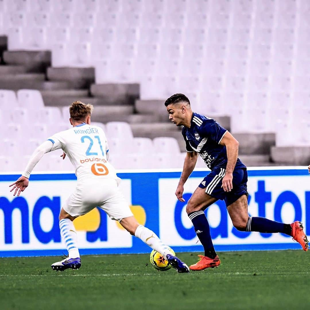 リーグ・アンさんのインスタグラム写真 - (リーグ・アンInstagram)「🆚 #OMFCGB (3-1) L'@olympiquedemarseille s’impose face aux @girondins et fait le plein de confiance avant son retour en @championsleague 💪 !  🔜🇪🇺 #OLYOM 🇬🇷 🇫🇷   Marseille show themselves to be full of confidence before returning to the Champions League in winning against Bordeaux! • • #Ligue1UberEats #OM #OlympiquedeMarseille #OrangeVelodrome #Marseille」10月18日 6時19分 - ligue1ubereats