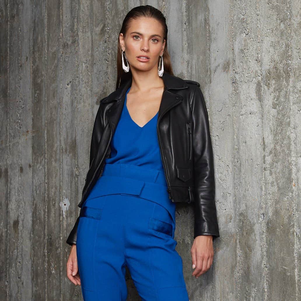 ロザ チャのインスタグラム：「Invista em looks monocromáticos com modelagens de alfaiataria para impressionar em momentos especiais! Veja mais em rosacha.com.br ou em uma de nossas lojas físicas. #rosacha #lookmonocromatico」