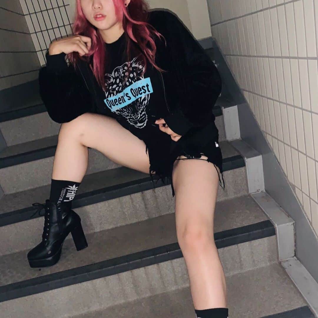 のインスタグラム：「🌹 #QQ #STARDOM #AphroditE」