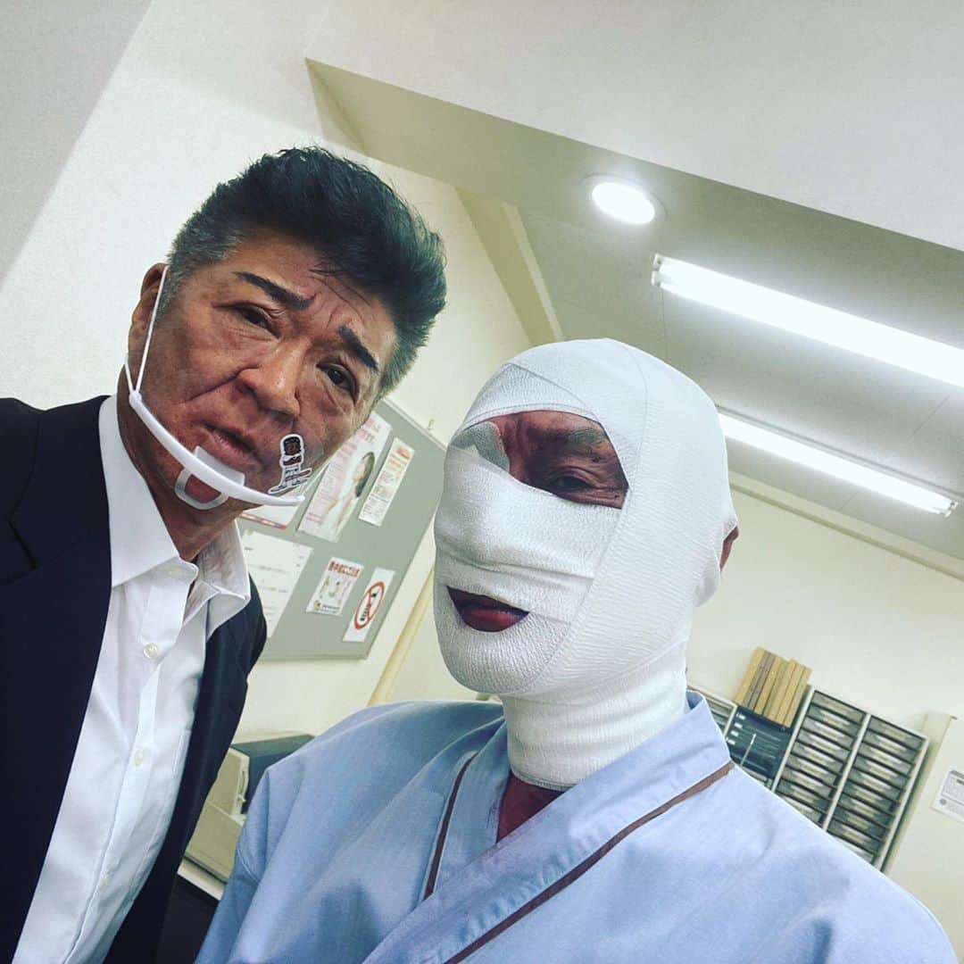 小沢仁志さんのインスタグラム写真 - (小沢仁志Instagram)「お気に入りの蕎麦食って 重症患者になったカズと 決して、兄弟喧嘩の末ではありません❗️笑」10月18日 7時15分 - ozawa_hitoshi