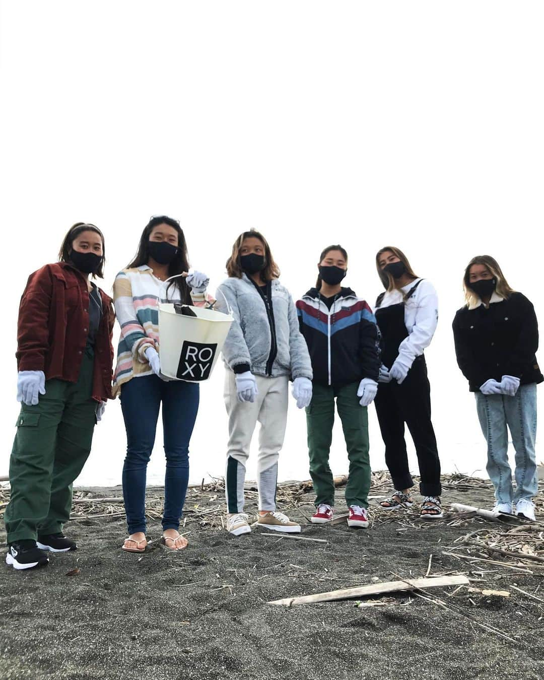 大村 奈央さんのインスタグラム写真 - (大村 奈央Instagram)「#popupcleanup 🌏 世界中の海や山をきれいに。3枚目にはプレゼントのお知らせあります😊」10月18日 7時46分 - naoomura