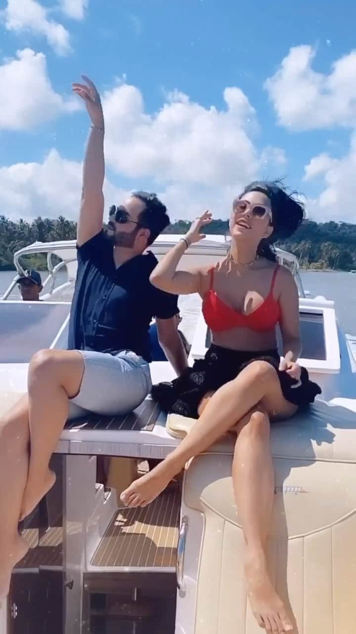 Gabriela Salesのインスタグラム：「Quando 2020 achou que ia me derrubar. Logo eu? A Fênix que ressurge das cinzas  kkk」