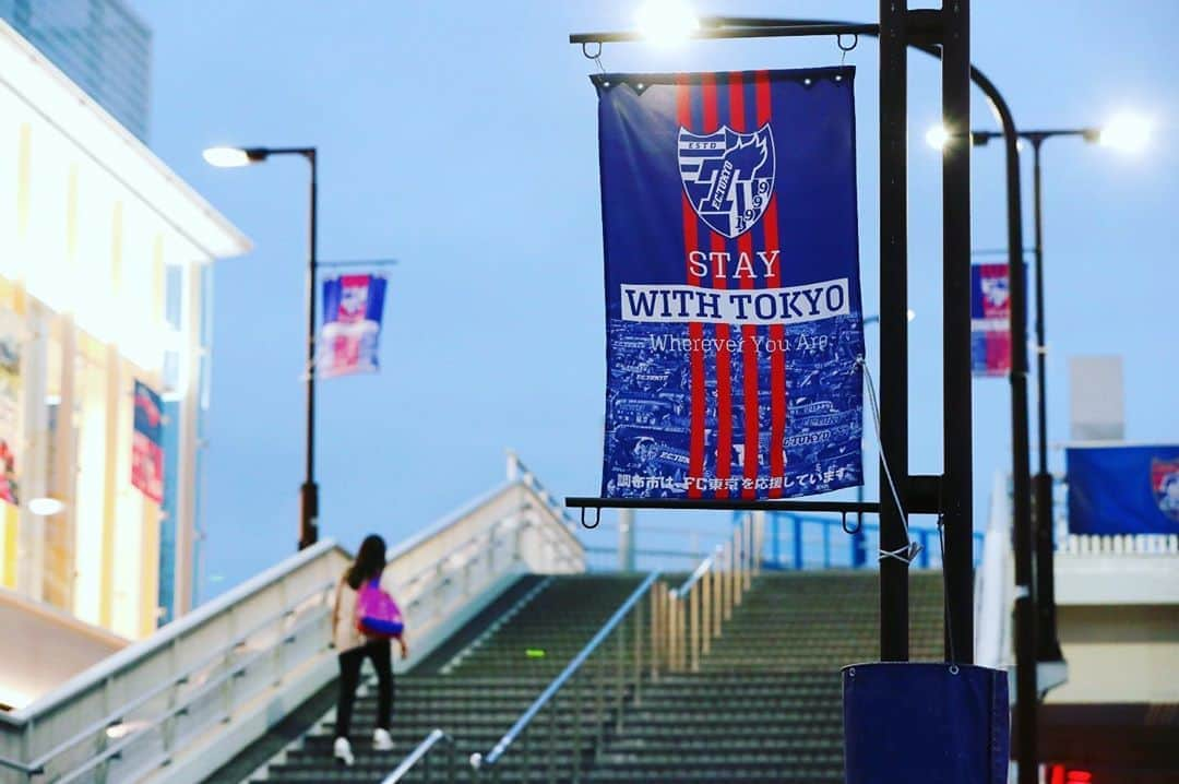 FC東京オフィシャルグッズさんのインスタグラム写真 - (FC東京オフィシャルグッズInstagram)「🔵🔴 vs #横浜FC 今日もともに。 それぞれの場所からよろしくお願いします。 @fctokyoofficial  #STAYWITHTOKYO  #FC東京 #fctokyo #tokyo」10月18日 8時53分 - fctokyoofficial