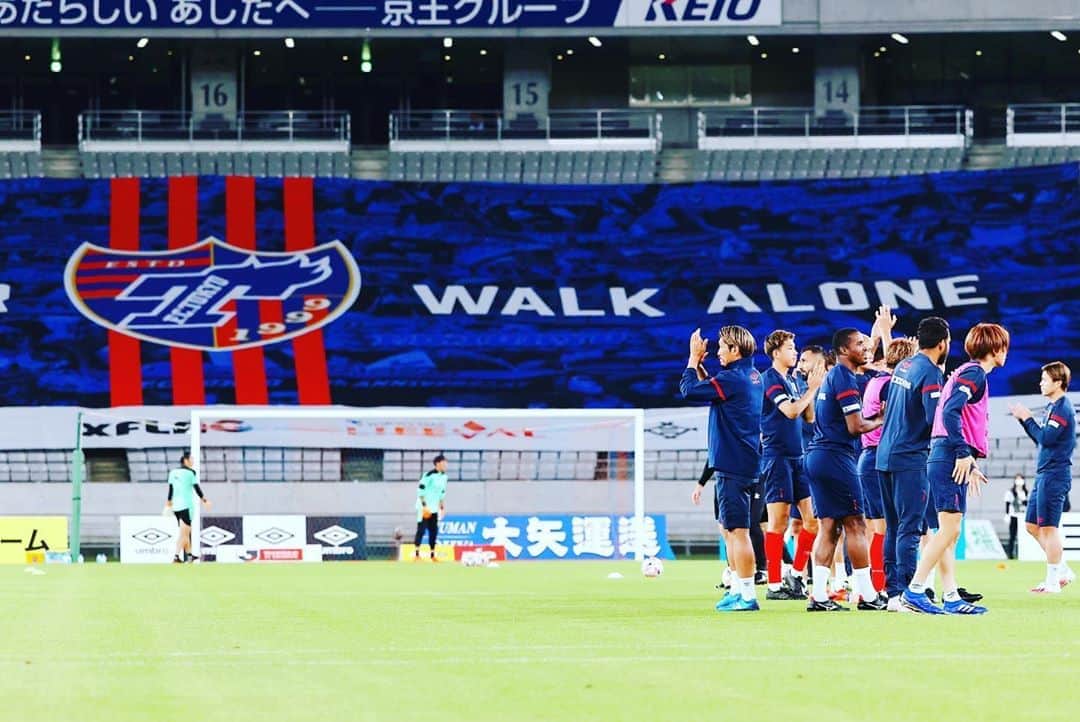 FC東京オフィシャルグッズさんのインスタグラム写真 - (FC東京オフィシャルグッズInstagram)「🔵🔴 vs #横浜FC 今日もともに。 それぞれの場所からよろしくお願いします。 @fctokyoofficial  #STAYWITHTOKYO  #FC東京 #fctokyo #tokyo」10月18日 8時53分 - fctokyoofficial