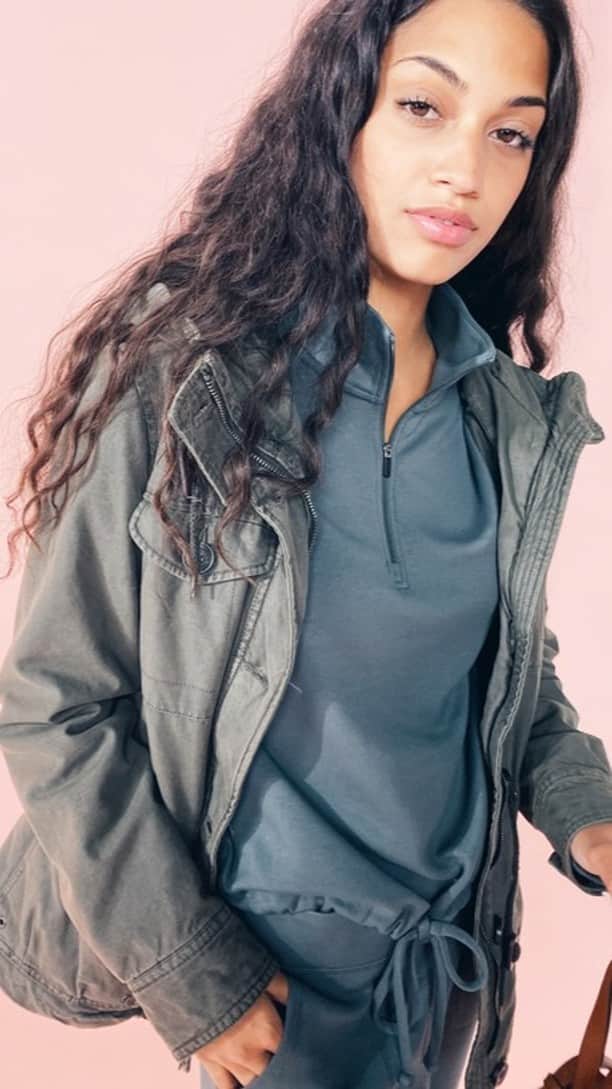 ロック&リパブリックのインスタグラム：「Warm, calm earth tones are having a major moment, and we’re here to show you how to work them into your fall wardrobe. 🍂 (Hint: Monochromatic is a must.) Check out the looks, then shop them here: https://cur.lt/4aYqz7sV #Kohls #KohlsFinds」