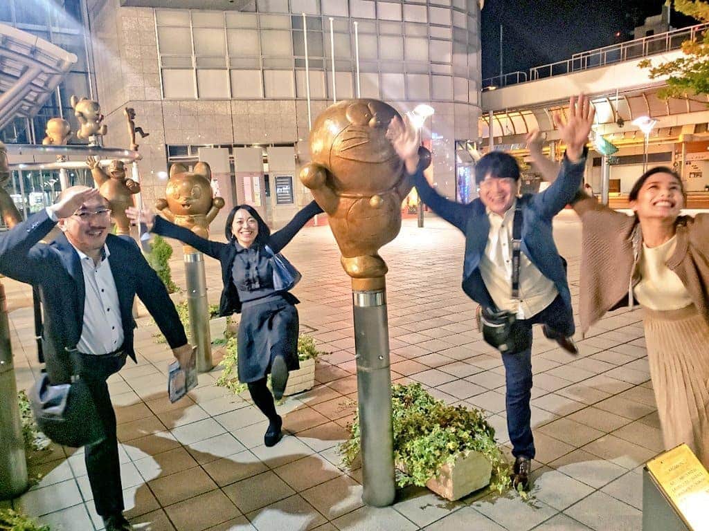 藤岡幸夫のインスタグラム：「昨日はThe 4 Players Tokyo 高岡公演初日。 ショスタコーヴィチ凄かった…田中カレンさんの作品も傑作❗ボロディンは美しく…本日１８日は１４時～当日券でます。２７日杉並公会堂は当日売りはしないのでお早めに‼️ T4PTのエンター放送第８弾‼️→ https://youtu.be/hDSRfNT3tuM  高岡は食事最高‼️お酒が美味しいです😊」