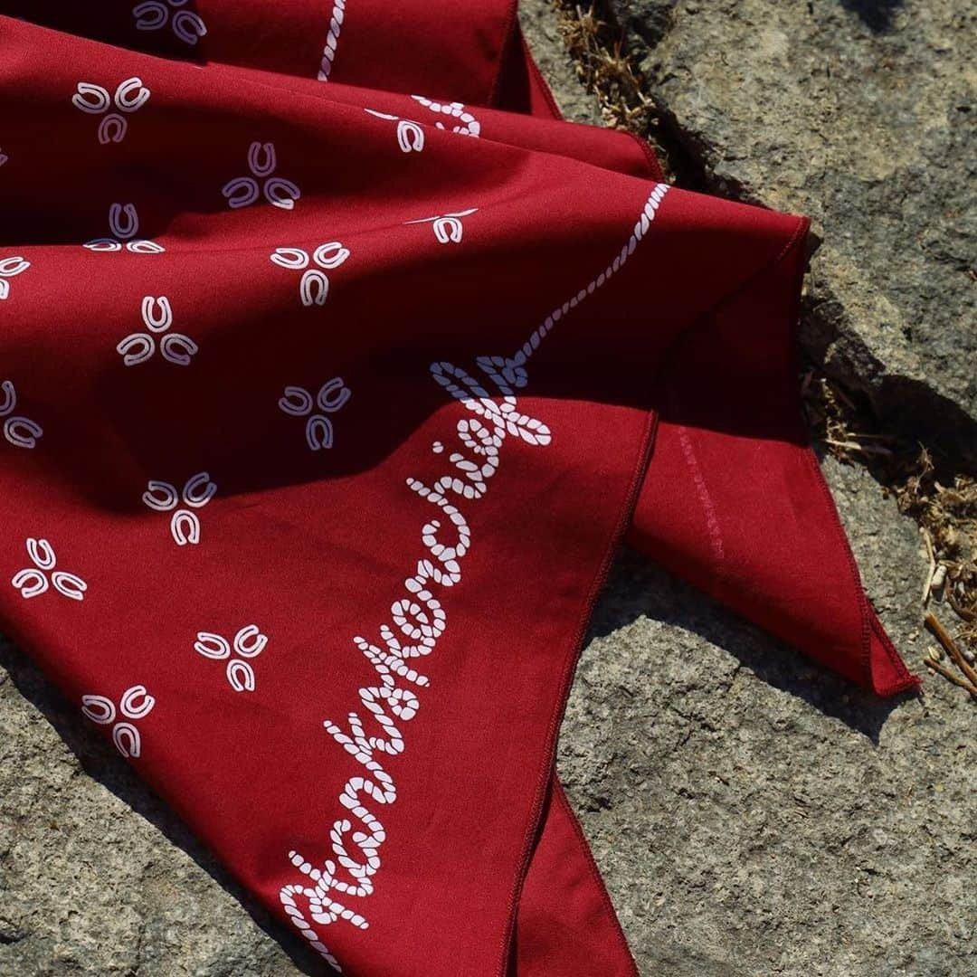 コリン・ハンクスのインスタグラム：「The new Weston Kerchief is ready and waiting for you. Available over at @hankskerchiefs & hankskerchiefs.com #hanks #hankskerchiefs #beready #readymade #notabandana」