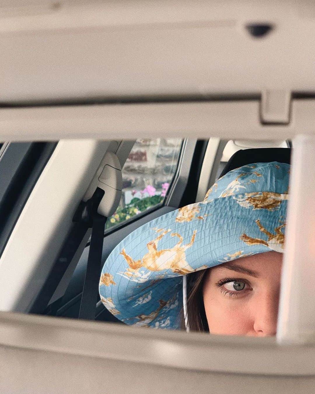MATCHESFASHION.COMさんのインスタグラム写真 - (MATCHESFASHION.COMInstagram)「How are you bringing joy to your everyday wardrobe? Consider statement accessories like @ganni’s printed hat – shared by @_megancatherine. Share your favourite pieces by tagging @MATCHESFASHION and #CheckingIn for your chance to be featured, plus head to the link in bio to see more from our community.」10月18日 21時00分 - matches