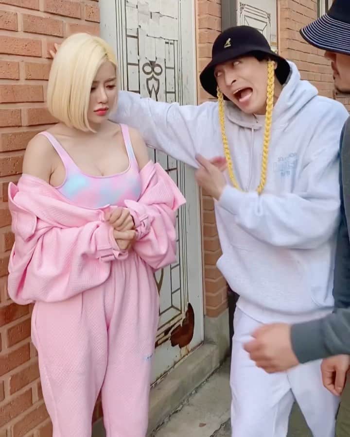 Dj Sodaのインスタグラム：「@namolla_f @binskim @mr_kko_  삥 뜯길 뻔 하다가 누가 구해준 썰 1...😭💕」