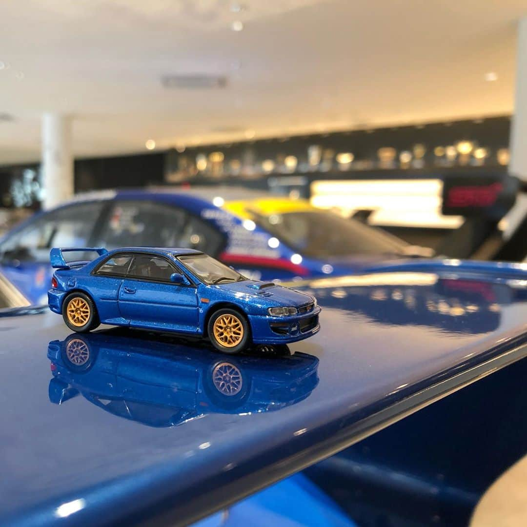 kyosho_official_minicar toysさんのインスタグラム写真 - (kyosho_official_minicar toysInstagram)「. KYOSHO MINI CAR & BOOK No.3 SUBARU IMPREZA 22B-STi VERSION 第3号はファミリーマートで2020年9月29日より発売中！ バックナンバーNo.1 GT-R, No.2 NSXはオフィシャルWEBにて発売。 詳しくはプロフィール欄のWEBへ！ Japan Market Only  1:64 Diecast Model SUBARU IMPREZA 22B-STi VERSION  #kyosho #kyoshodiecast #kyoshominicarbook #subaru #subaru22b #22b #impreza #subaruimpreza #sti #wrx #subaruwrx #wrx #22bsti #wrxnation #wrxsti #hja #jdm #stigallery #wrc  #京商 #ファミリーマート #コンビニ #スバル #スバルsti #stiギャラリー #スバリスト #ミニカー #京商ミニカーブック #ミニカーコレクション」10月18日 19時50分 - kyosho_official_minicar_toys