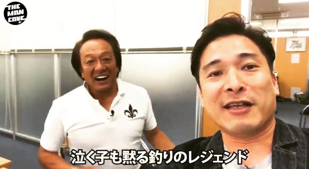 井手大介のインスタグラム：「YouTube動画アップ！釣りビジョンの楽屋にて釣り界のスーパースター、「王様」の異名を持つ村田基さんに根掘り葉掘りインタビュー。アレは本当なのか聞いてみました。なんであんなに釣れるのか。  https://youtu.be/2y99aGA_H3U  プロフィール欄にリンクがあります。  #linkinbio #村田基 #バス #釣り ＃トラウト #管釣り #岡田万里奈 #釣りビジョン #釣りうぇ〜ぶ」