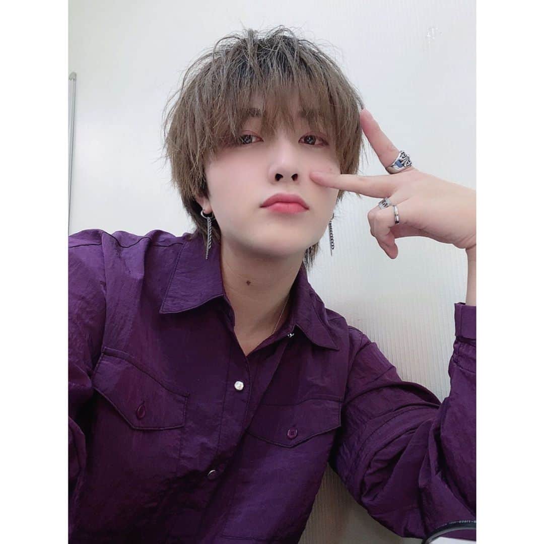 HIROTOのインスタグラム：「#ivvy #hiroto  #live #selca #photo #jpn #artist #me #l4l #팔로우 #셀카 #instagram #instagood #instasize」