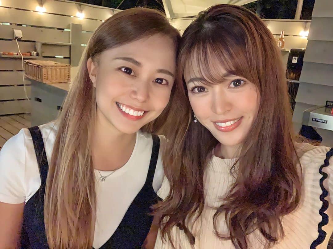 のインスタグラム：「こんばんは⭐️ . この前としみさんと @hagafarmglamping に行ってきたよ💕😌 . ほんとにここは何回来ても最高です❤️ 今回は2人だったので、海鮮やお肉もスタッフの方にお願いして焼いていただきました😌 . 自分たちでやってもいいし、スタッフの方にやってもいただける最高なプラン💕 . このグランピングGotoの対象だから今ならかなりお得に宿泊できるよ😍✔︎ . はぁーまた行きたい🥰 .  #ゴルフ#ゴルフ女子#golf#golfgirl#golfswing#ゴルフスイング#sports#スポーツ#スポーツ女子#골프#골프여자#스포츠#高尔夫球#高尔夫#ゴルフウェア#golfwear」