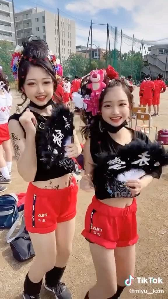 【TikTok】高校生エンタメ研究所のインスタグラム