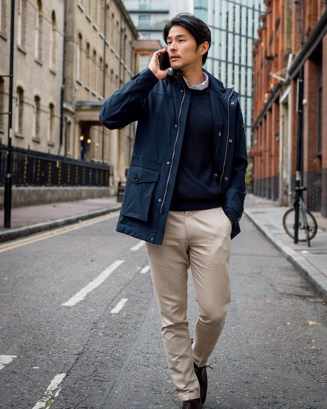 ハケットのインスタグラム：「Get prepped for the week ahead with outfits that make you look – and feel – this good. @takayuki_suzuki90 #STAYHackett」