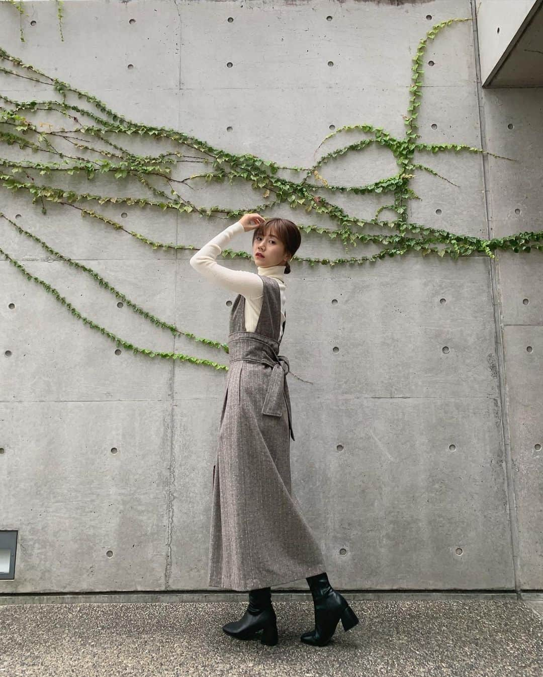 今井美桜さんのインスタグラム写真 - (今井美桜Instagram)「＊ 最近のコーデ👗  タートルネックは毎年UNIQLOで！ ワンピースやロングスカートの中に、 ロングブーツ可愛い♡」10月18日 20時29分 - mio_ima49