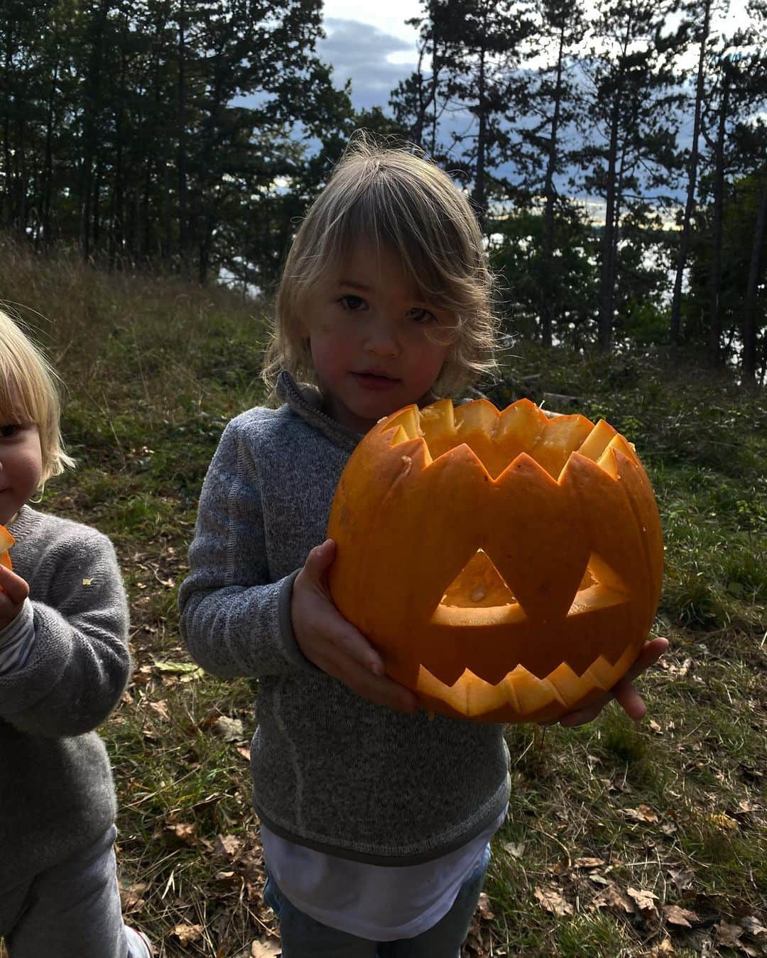 ペニーレ・タイスベックさんのインスタグラム写真 - (ペニーレ・タイスベックInstagram)「Autumn 🍂🍁🍂」10月18日 20時40分 - pernilleteisbaek