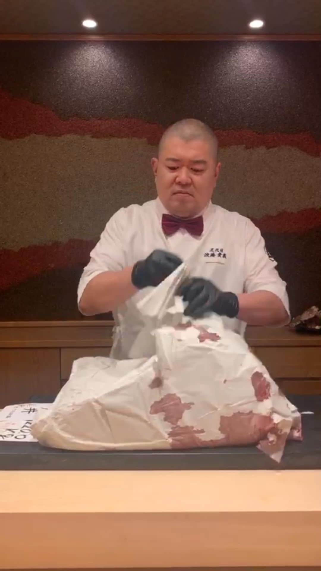 のインスタグラム：「Take off the tuna！」