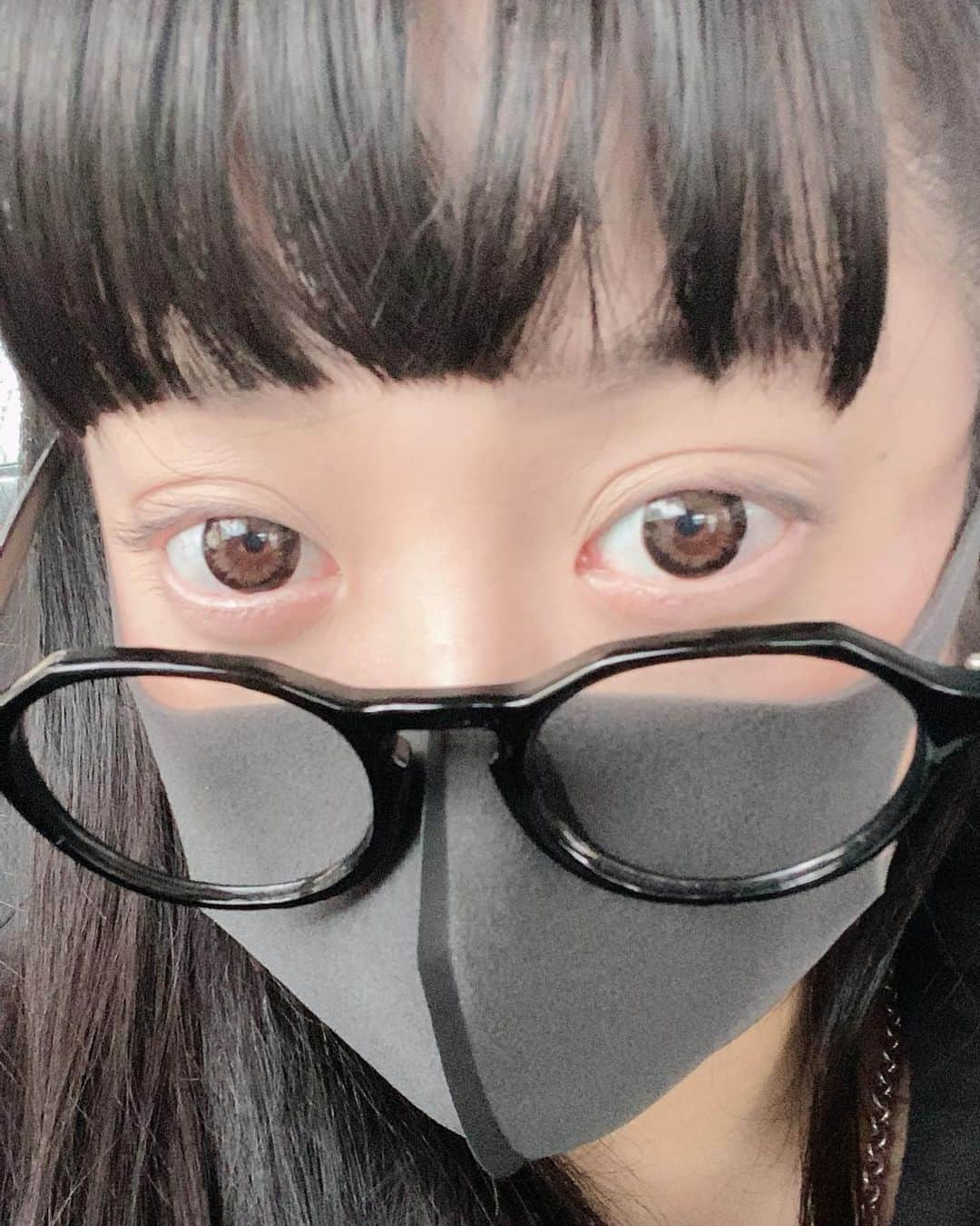 小向美奈子さんのインスタグラム写真 - (小向美奈子Instagram)「前髪！今日のYouTube生配信❤️は1時〜２時の間にスタートします！」10月18日 11時55分 - x375x_komukai.m