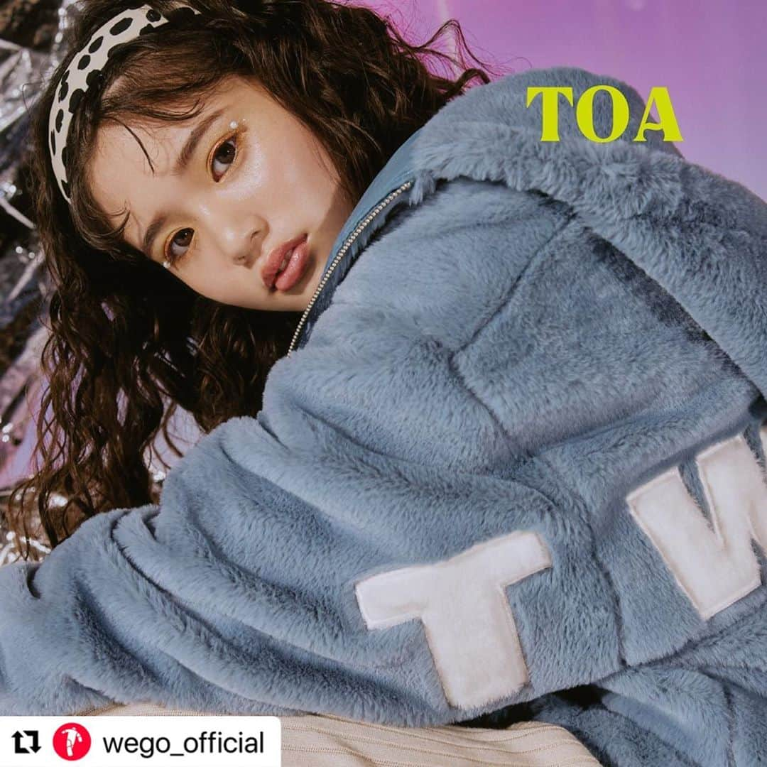 Girls²さんのインスタグラム写真 - (Girls²Instagram)「#Repost @wego_official ♡♡♡﻿ ㅤㅤㅤㅤㅤㅤㅤㅤㅤㅤㅤㅤㅤ﻿ ︎⭐︎Girls²×WEGO Collaboration⭐︎﻿ 2020.11.18[wed] ON SALE！﻿ ㅤㅤㅤㅤㅤㅤㅤㅤㅤㅤㅤㅤㅤ﻿ 新時代を切り拓く、次世代ガールズ・パフォーマンスグループ、Girls²とのコラボレーションアイテムの発売が決定！﻿ メンバーが考えたメッセージモチーフがポイントとなった、個性溢れるとってもキュートなトレンド感満載のデザインに。ボアジャケット、スウェット、ロングTシャツ、ファーバケットハット、ソックスの全5アイテムを展開。サイズはFサイズに加え、Sサイズもご用意しておりますので、幅広い方に着用頂けるラインナップでお届け致します。﻿ 更に、コラボ発売と同日にリリースされるGirls²のNew Single「大事なモノ／#キズナプラス」に収録される「Here We Go」はGirls²×WEGO Collaboration イメージソングとなっています！「Here We Go」のミュージックビデオはWEGO 原宿竹下通り店、WEGO 1.3.5... 原宿竹下通り店で撮影が行われましたので、そちらも見どころ！﻿ 今回のスペシャルなコラボ企画、ぜひチェックしてみて下さい⭐︎www.wego.jp﻿ ﻿ <コラボ詳細>﻿ ■発売日﻿ 11/18（水）﻿ ※WEGO ONLINE STOREは同日AM10:00〜発売﻿ ﻿ ■商品詳細﻿ ・オーバーサイズロングTシャツ￥4,399(税込)﻿ カラー：ホワイト、ピンク、ブルー﻿ サイズ：S、F﻿ ・BIGクルースウェット￥5,059(税込)﻿ カラー：ホワイト、ブラック、ピンク﻿ サイズ：S、F﻿ ・ファービッグパーカ￥7,699 (税込)﻿ カラー：ブラック、サックス﻿ サイズ：S、F﻿ ・ファーハット￥3,299 (税込)﻿ カラー：ブラック、サックス﻿ サイズ：F﻿ ・ハイソックス¥1,099(税込)﻿ カラー：ブラック、ホワイト、ブルー﻿ サイズ：F﻿ ﻿ ■販売店舗﻿ 【WEGO】 原宿竹下通り店、心斎橋店、札幌店、仙台店、大須店、福岡パルコ店、ららぽーと横浜店、ららぽーとTOKYOBAY店、TOKYOイオンレイクタウン店、大宮アルシェ店、池袋パルコ店、宇都宮インターパークヴィレッジ店、イオンモール高崎店、郡山店、新潟店、イオンモール愛知東郷店、京都店、三宮店、広島店、沖縄サンエーパルコ店﻿ 【WEGO LA】 HEP FIVE店﻿ 【ONLINE STORE】WEGO ONLINE STORE」10月18日 12時03分 - girls2_official